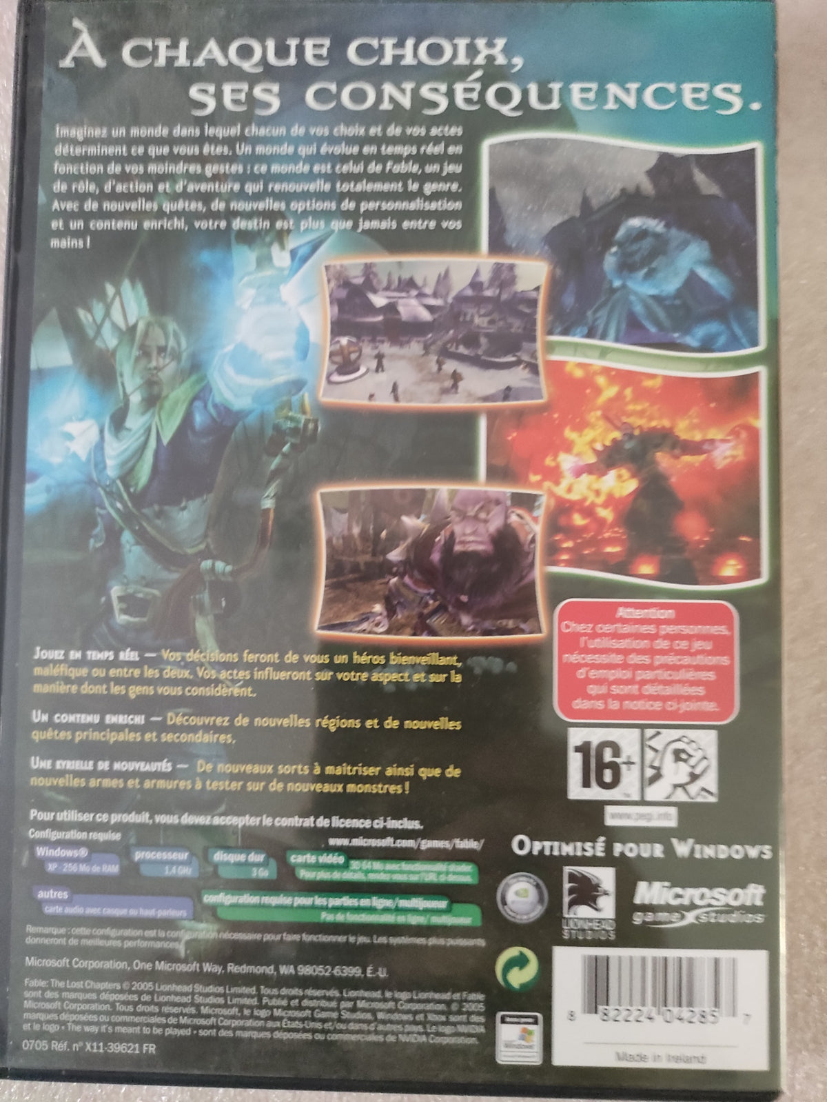 Jeu PC Fable: The Lost Chapters de Microsoft, version française, boîte avec couverture illustrée, vue de face.