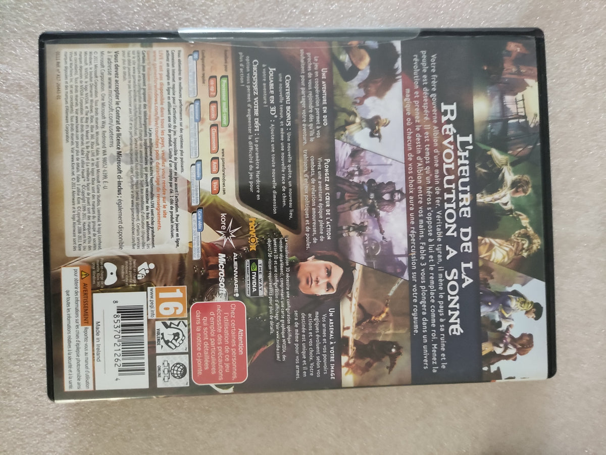 Jeu PC Fable III en version française par Lionhead et Microsoft, boîte avec illustration du jeu et logo.