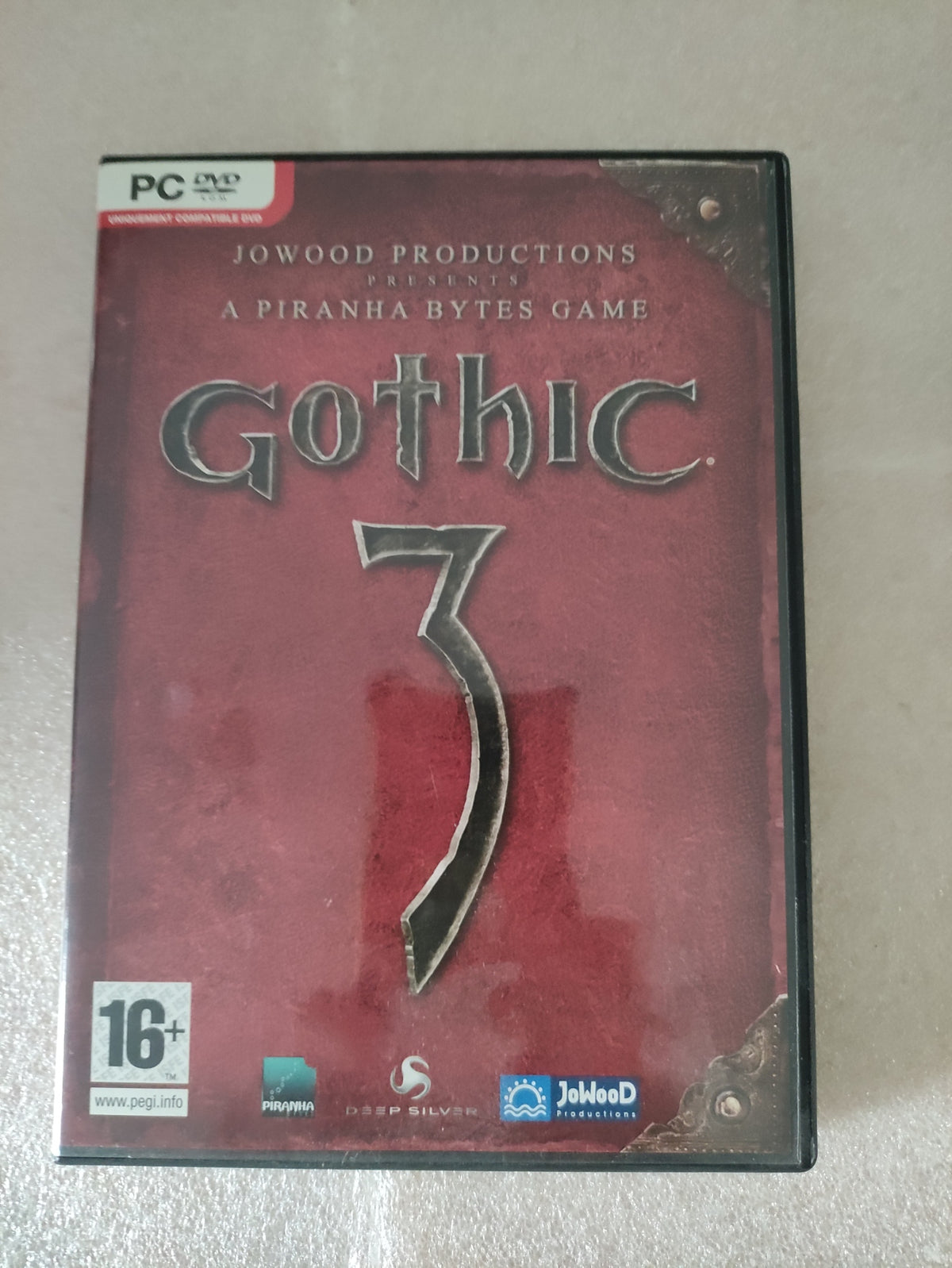 Jeu PC Gothic 3 de Piranha Bytes, édition française, version complète avec manuel, affiché dans l'image.